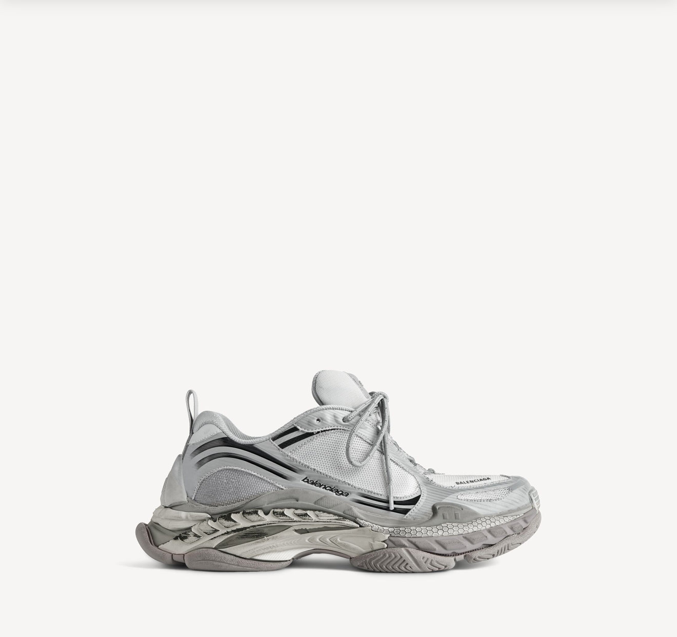 BALENCiAGA Triple S.2